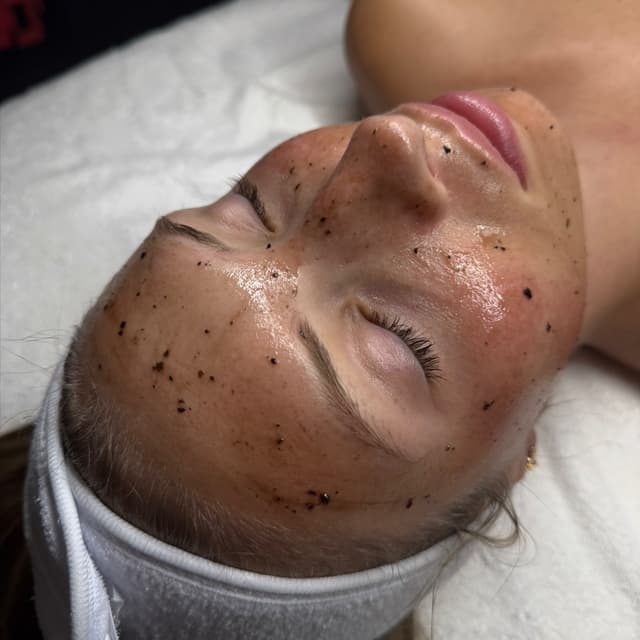 The Signature Glow Series at Luxe Complexion Aesthetics in Jupiter, FL